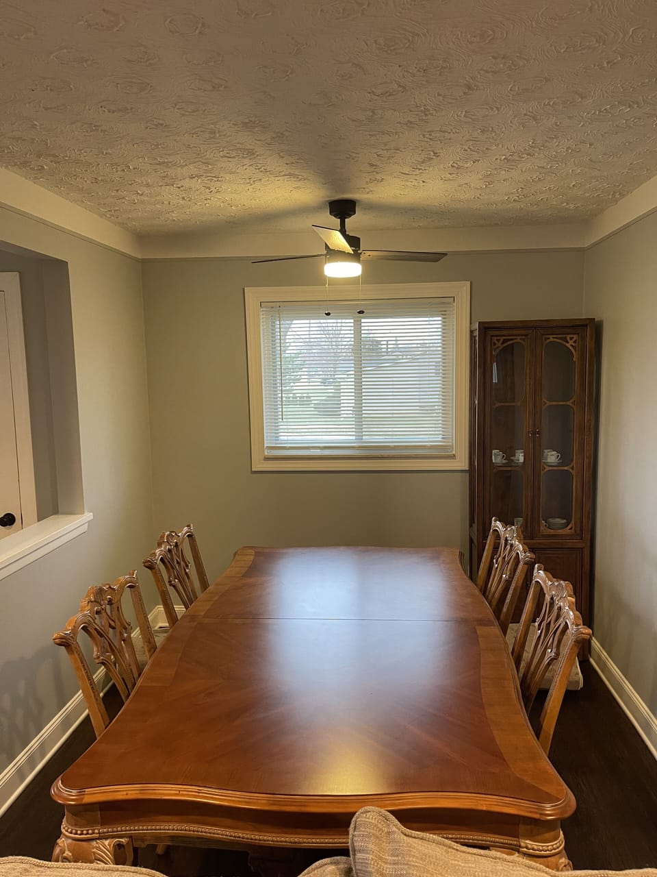 Dining room 6 seats