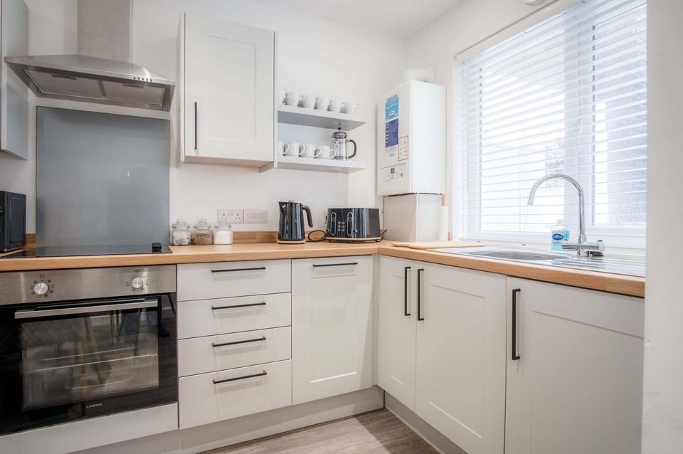 Luxurious Apartment Charlton Mews - 2 Bed - Tenby (22125)