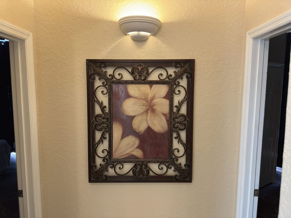 Hallway connecting Jack and Jill