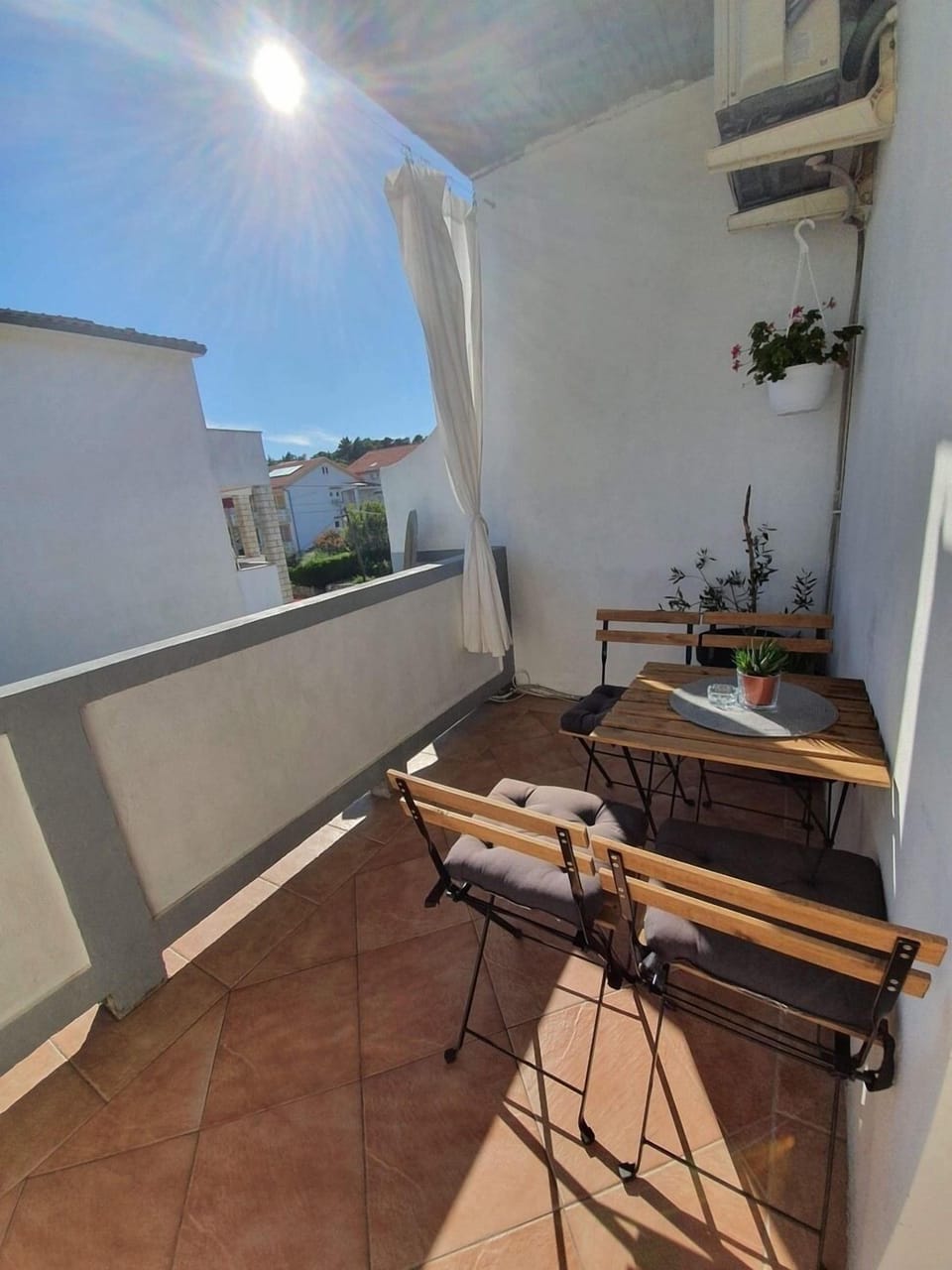 Balcony 1
