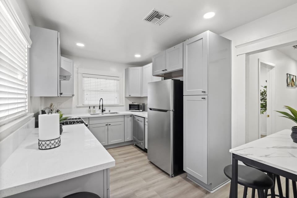 Full Size Kitchen with all cooking essentials