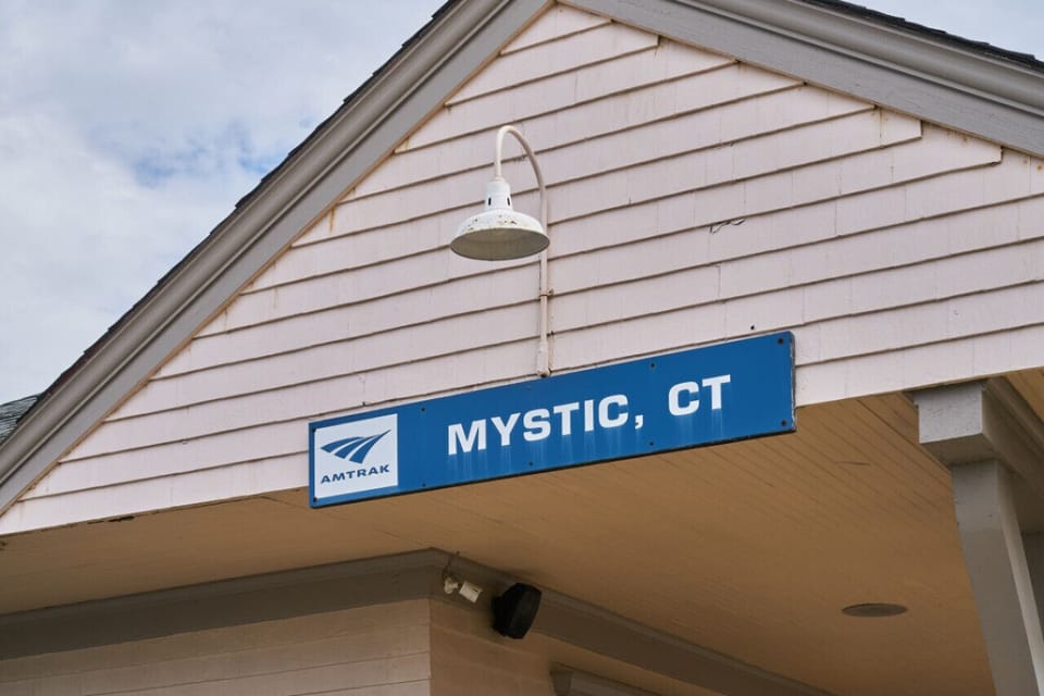Car-free vacation: We are just a short ride from the Mystic Amtrak station, making arrival from NYC or Boston a breeze.
