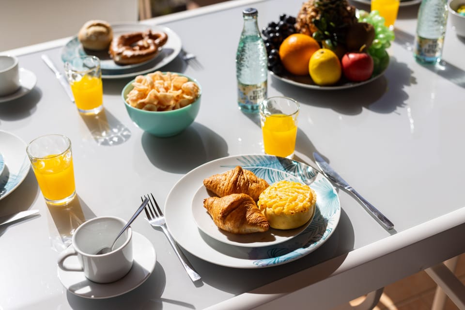 Breakfast meal