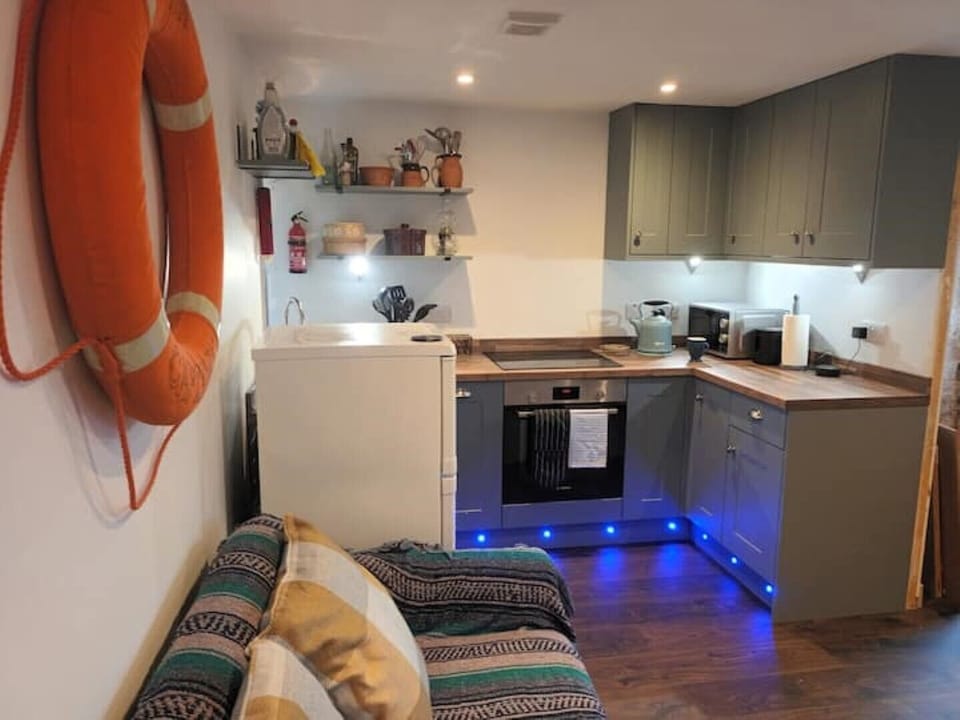 Lounge/kitchen