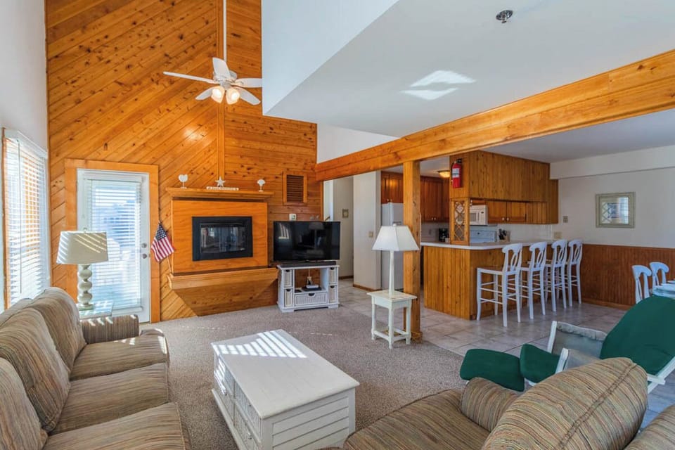Mid Level Living Area