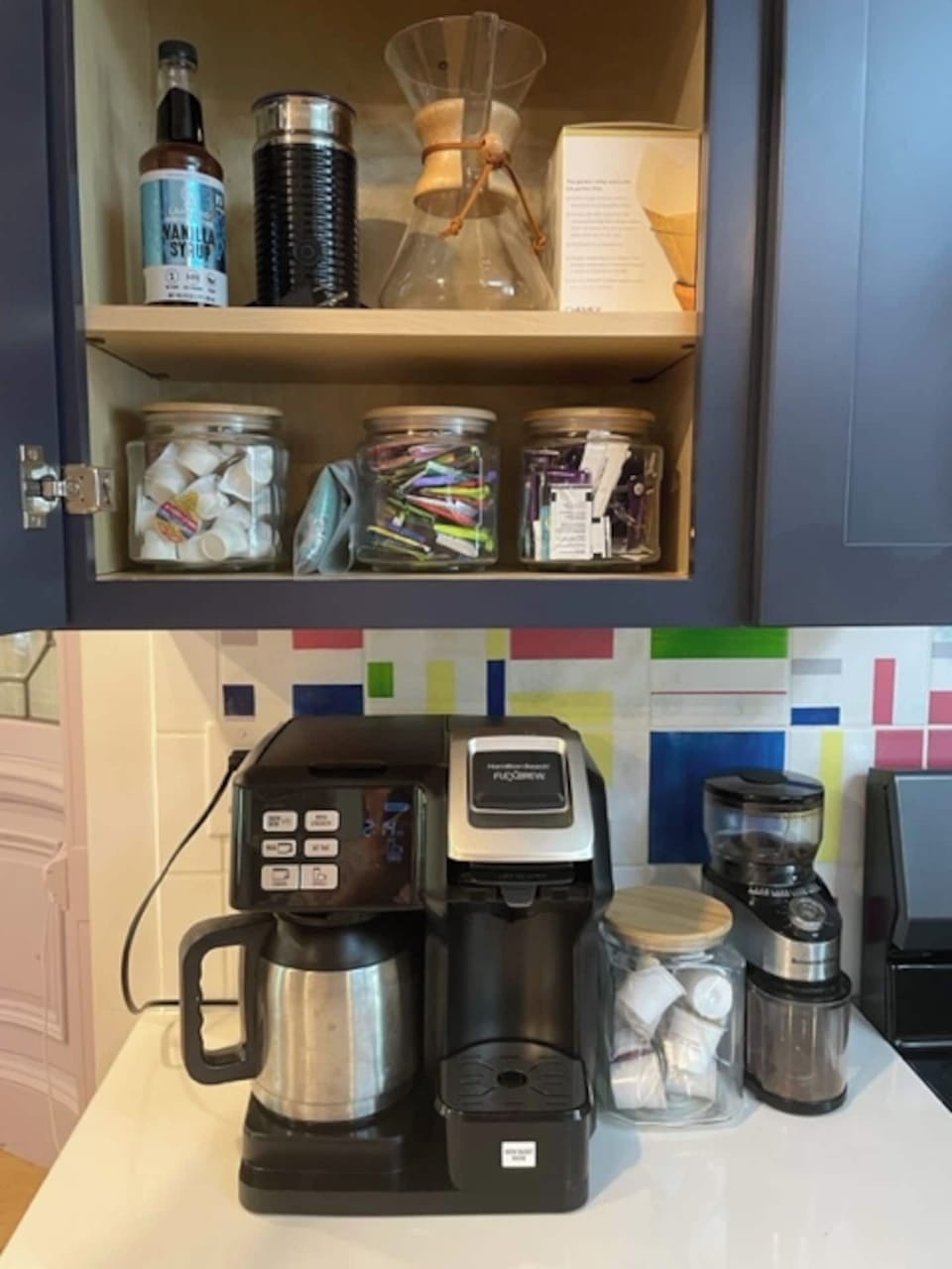 At our place, we've got your coffee and tea preferences covered, ensuring you have a perfect start to your day.  For coffee lovers we have drip and keurig pods, as well as Chemex pour over - with Brrr coffee grinder and beans in freezer.  Also teas!!