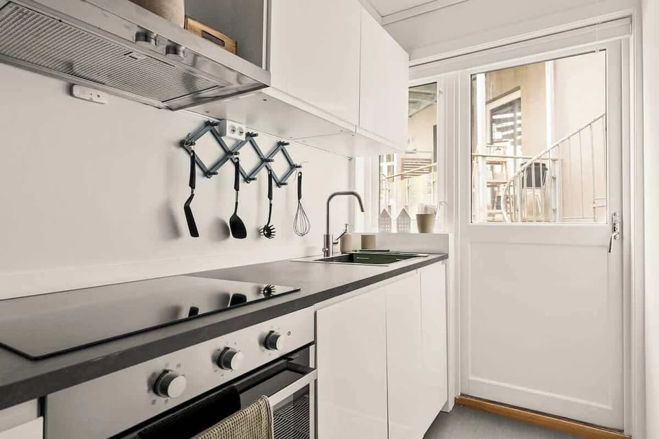 The kitchen has also been completely renovated in 2023 and is fully equipped with all the utensils you need to prepare delicious meals at home!