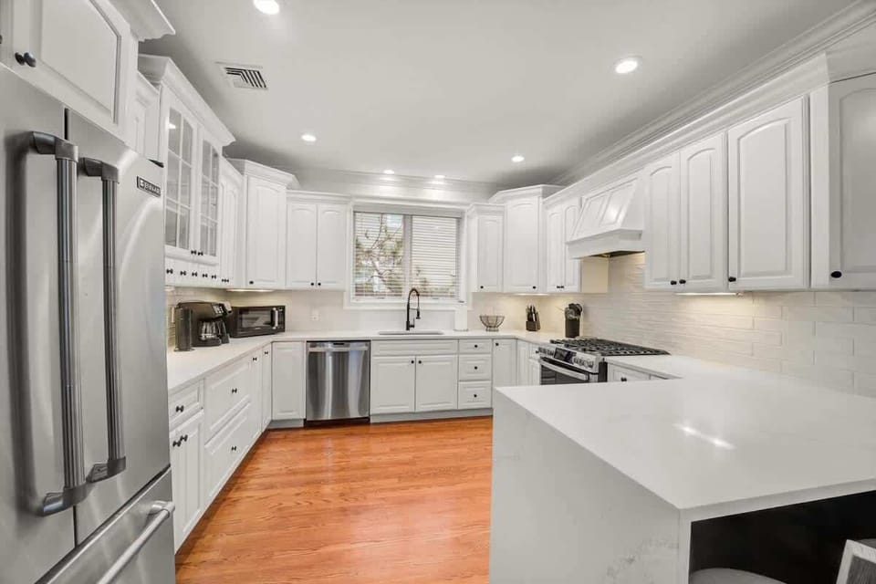 The updated and open kitchen allows you to cook as much as you want.  Or as little as you want… you are on vacation! 