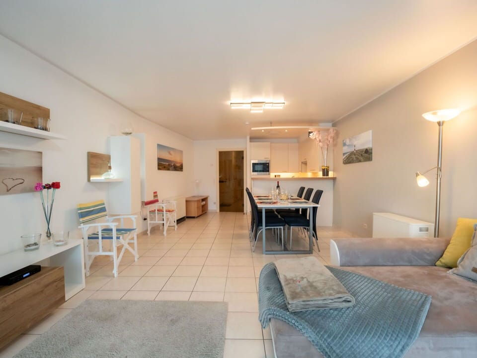 Table, Building, Wood, Lamp, House, Chair, Flooring, Hardwood, Comfort, Living Room