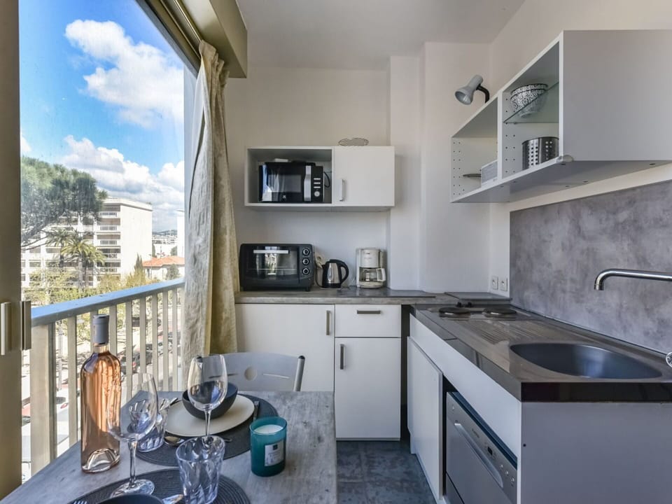 Plant, Water, Property, Furniture, Building, Table, Window, Azure, Chair, Interior Design