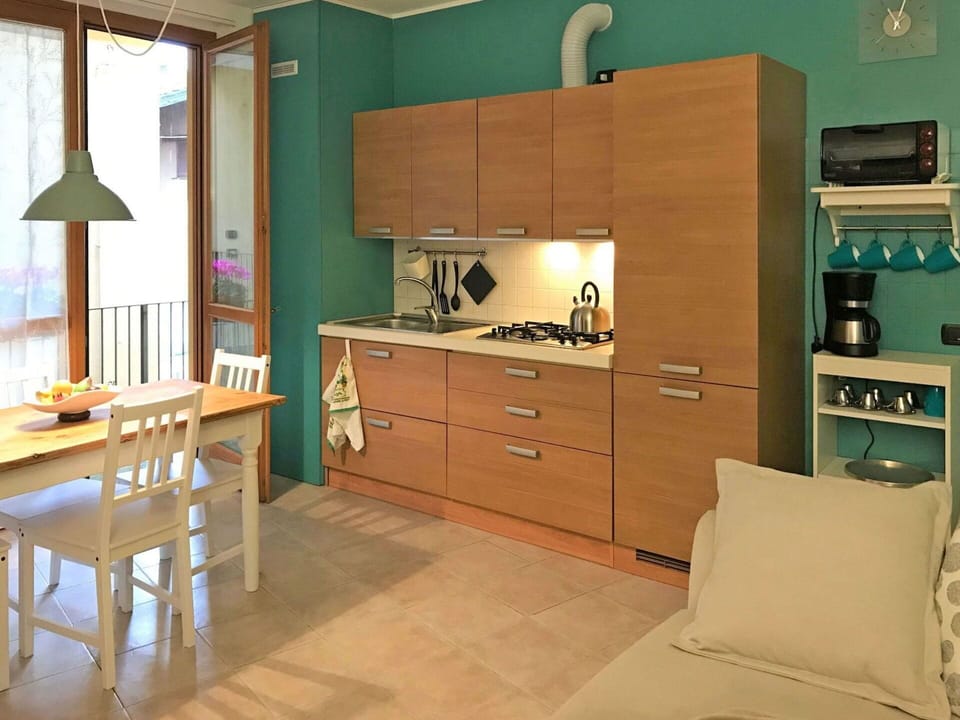 Cabinetry, Furniture, Property, Countertop, Drawer, Chest Of Drawers, Wood, Chair, Table, Interior Design