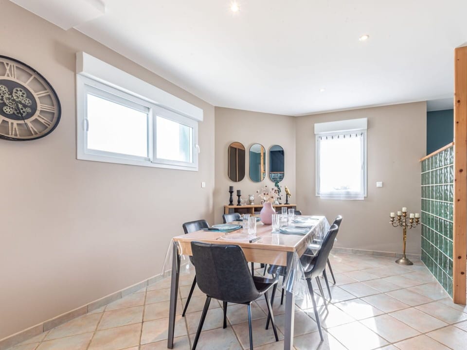 Sky, Cloud, Food, Plant, Tableware, Table, Window, Mountain, Fruit, Wood