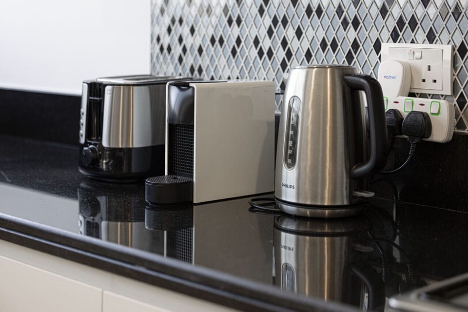 Fully Equipped Modern Kitchen