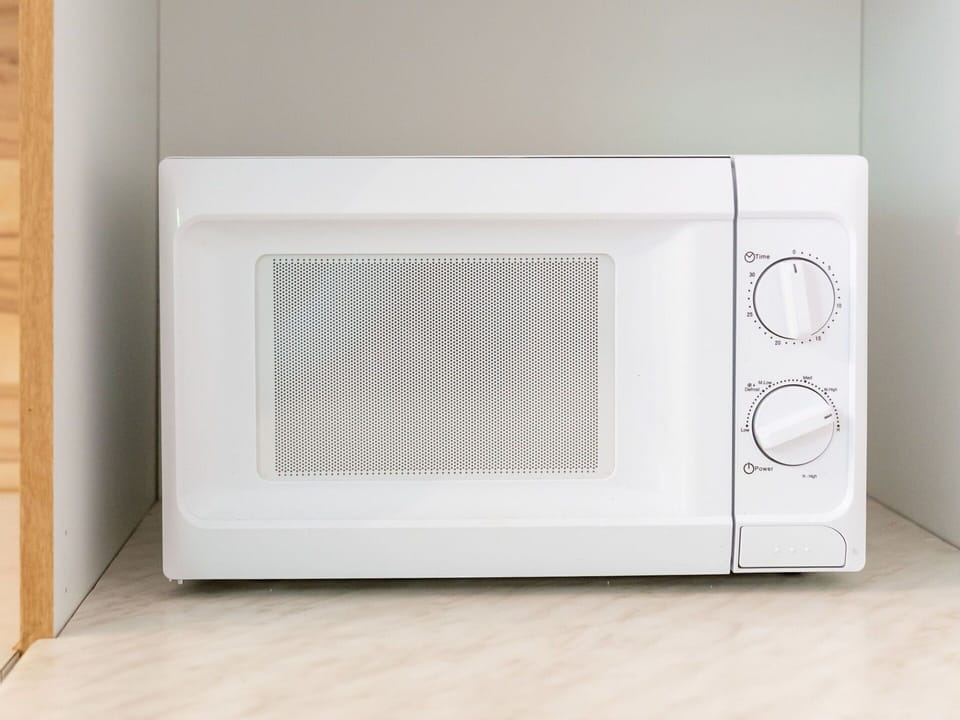 Rectangle, Major Appliance, Gas, Home Appliance, Font, Audio Equipment, Wood, Hardwood, Room