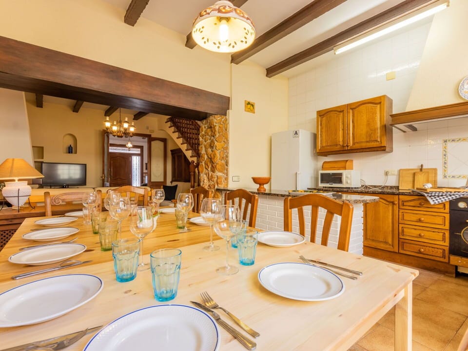 Furniture, Table, Property, Cabinetry, Tableware, Dishware, Blue, Azure, Chair, Countertop
