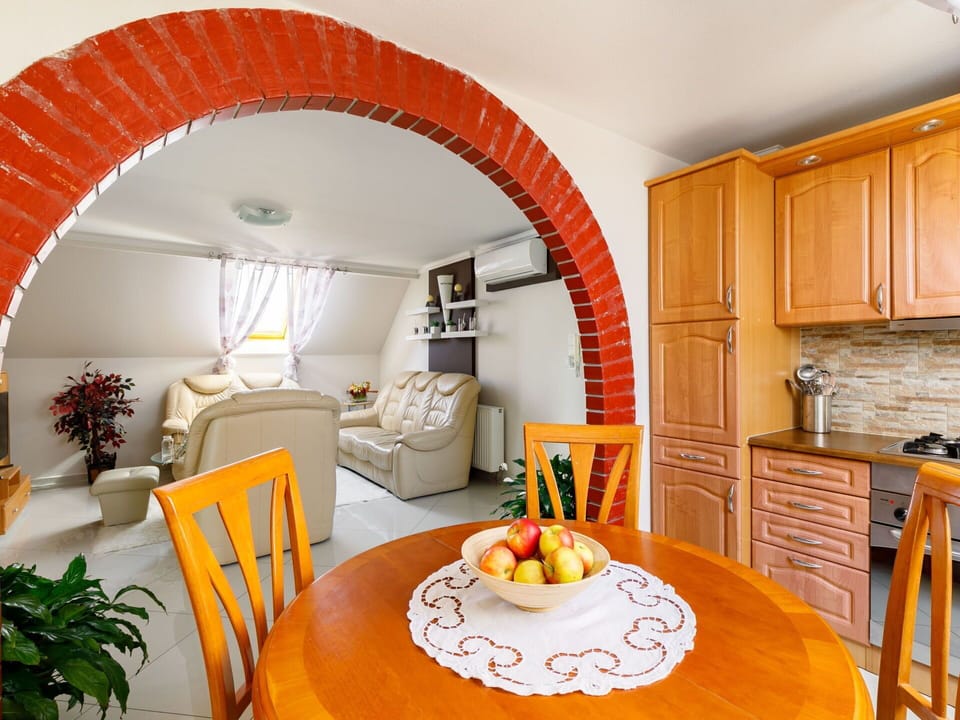 Table, Furniture, Property, Orange, Building, Comfort, Lighting, Interior Design, Chair, Plant