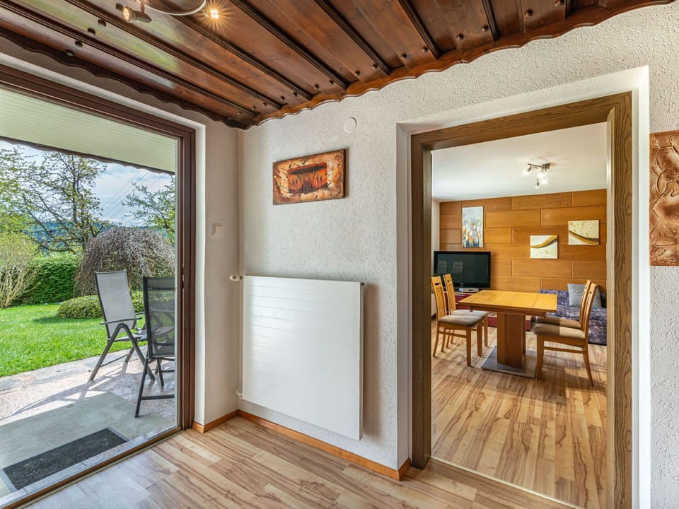 Furniture, Plant, Wood, Interior Design, Building, Living Room, Chair, Architecture, Floor, Shade