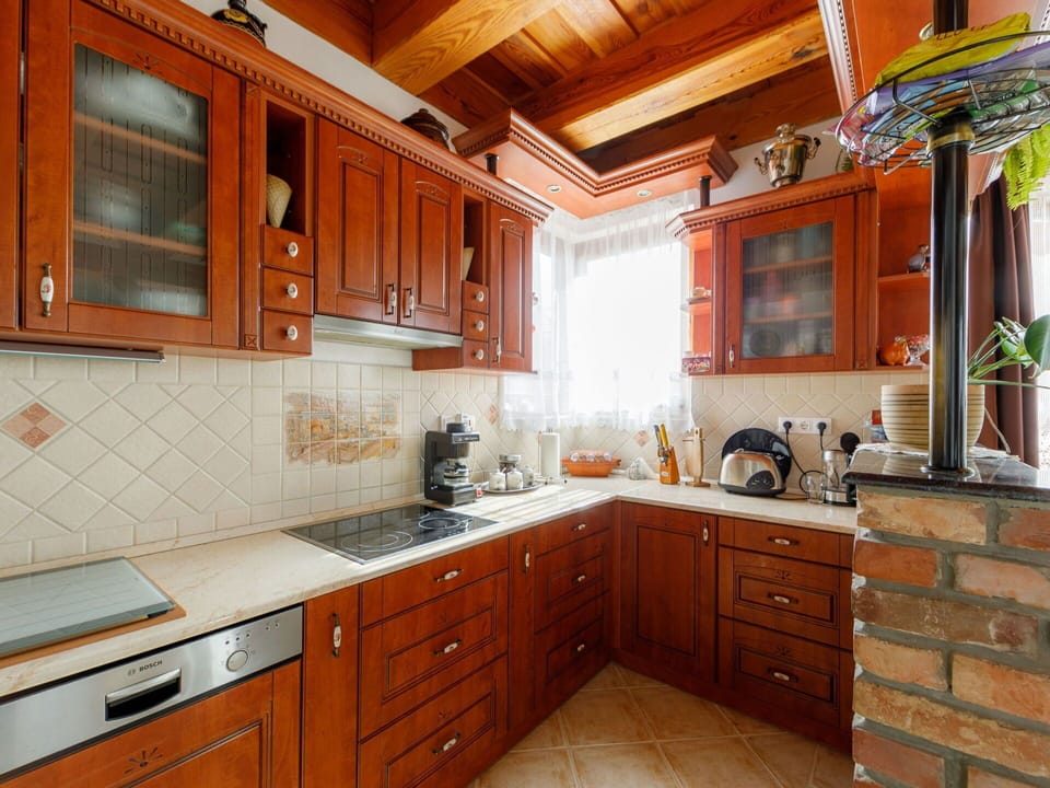 Countertop, Cabinetry, Property, Furniture, Window, Kitchen Sink, Kitchen, Building, Wood, Drawer