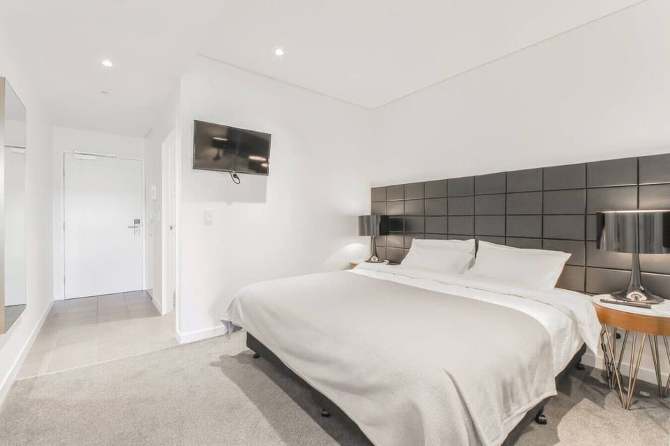 king size bed