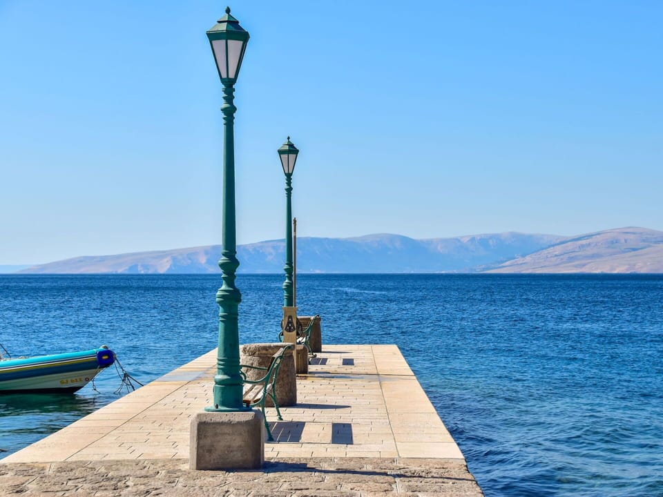Water, Sky, Street Light, Blue, Lake, Wood, Mountain, Horizon, Leisure, Landscape