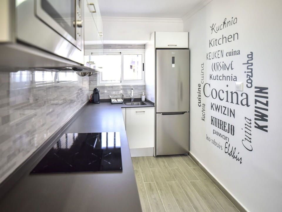 Building, Cabinetry, Interior Design, Countertop, Flooring, Floor, Automotive Design, House, Wood