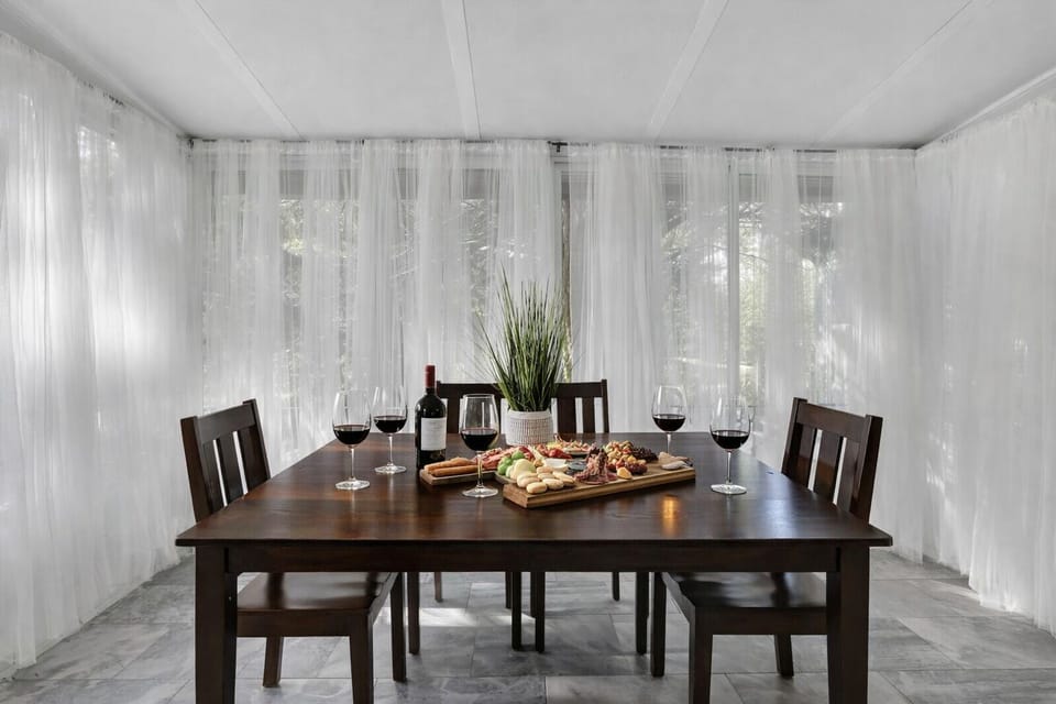From morning coffee to evening dinners, this dining area is made for meaningful moments.