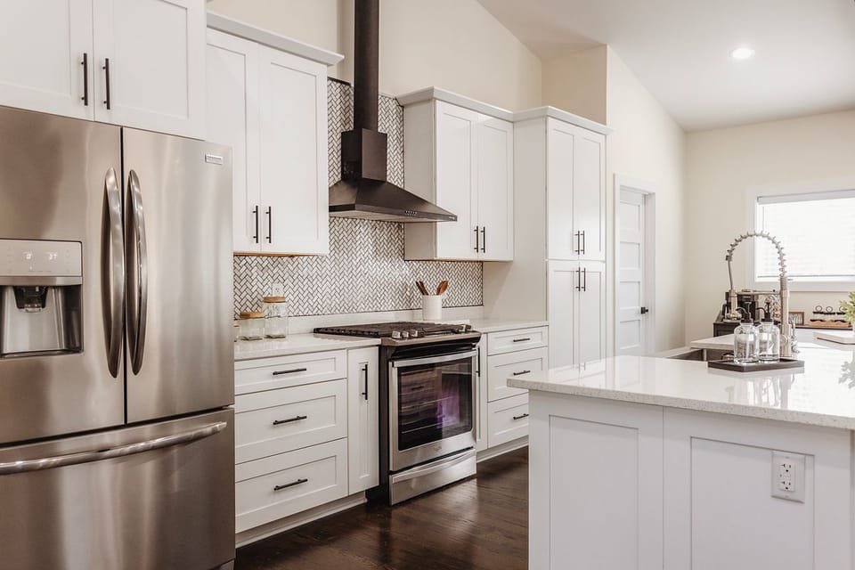 Large, fully-equipped kitchen for the cook in your group