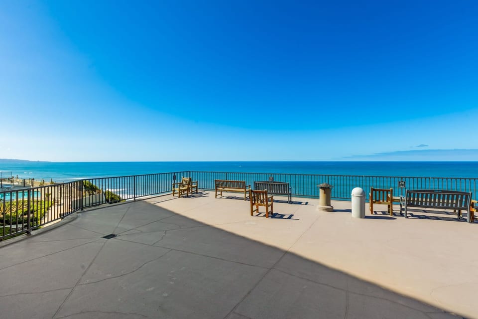 Join Your Neighbors on The Community Deck - Join Your Neighbors on The Community Deck