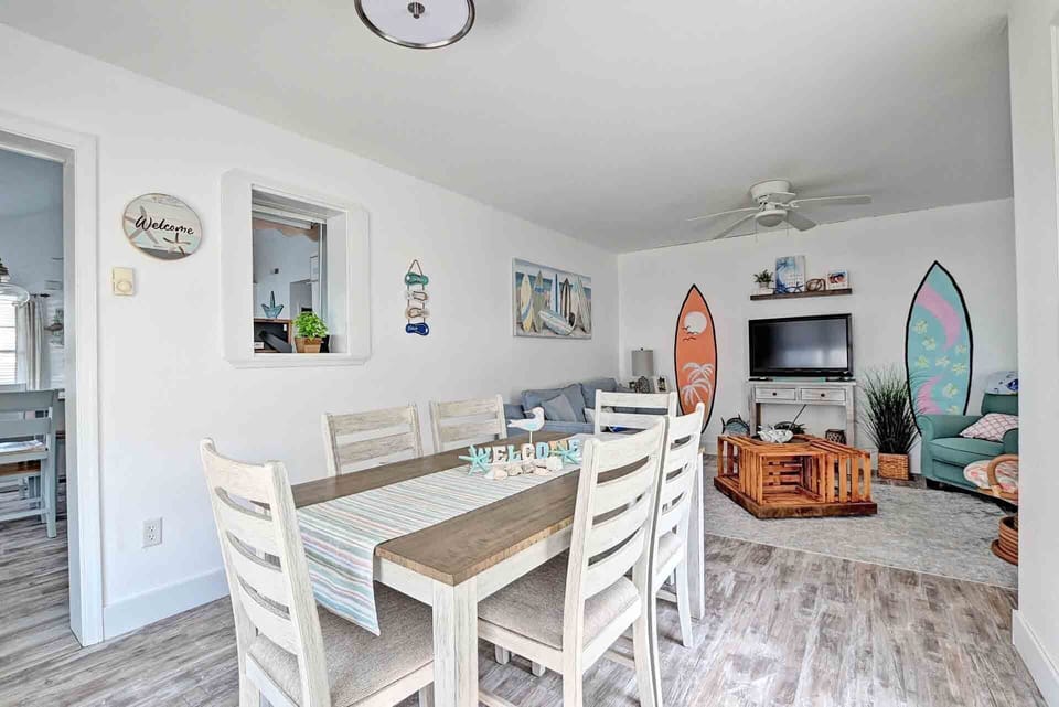 Additional Dining Space