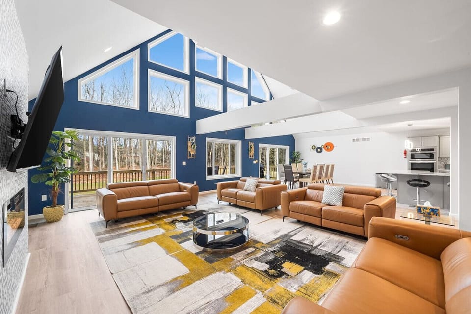 Big Living area with 4 Modern Leather Sofa sets