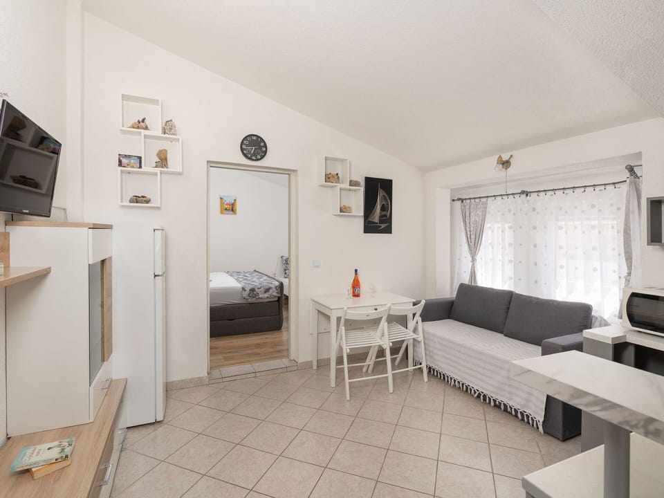 Wood, Furniture, Interior Design, Floor, Home, Flooring, Door, Apartment, Couch