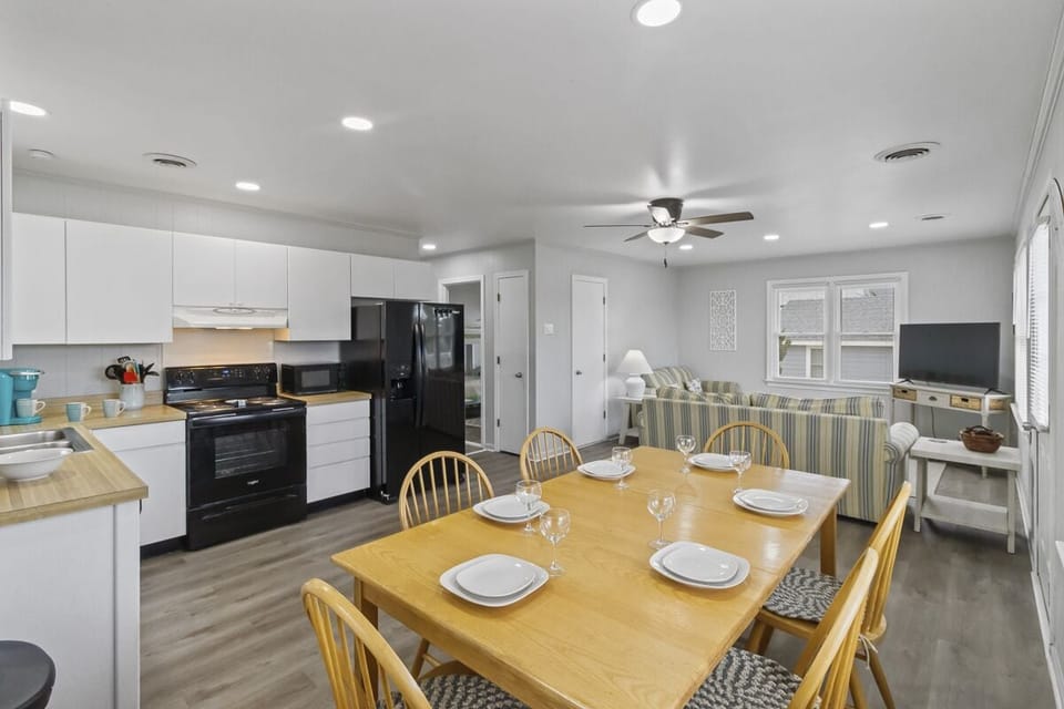 Dining Area and Kitchen