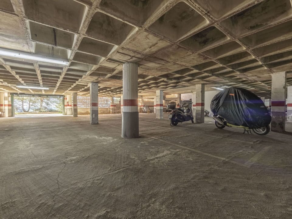 Wheel, Building, Hall, Flooring, City, Tints And Shades, Parking, House, Art