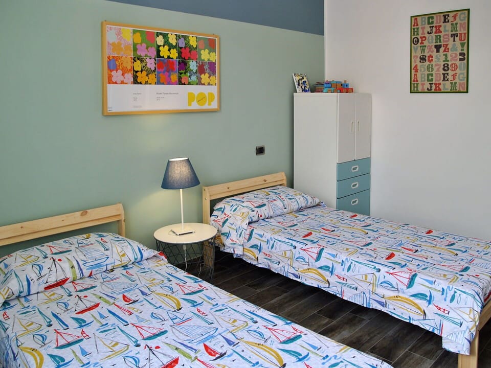 Property, Furniture, Picture Frame, Blue, Azure, Textile, Interior Design, Paint, Bed Frame, Floor