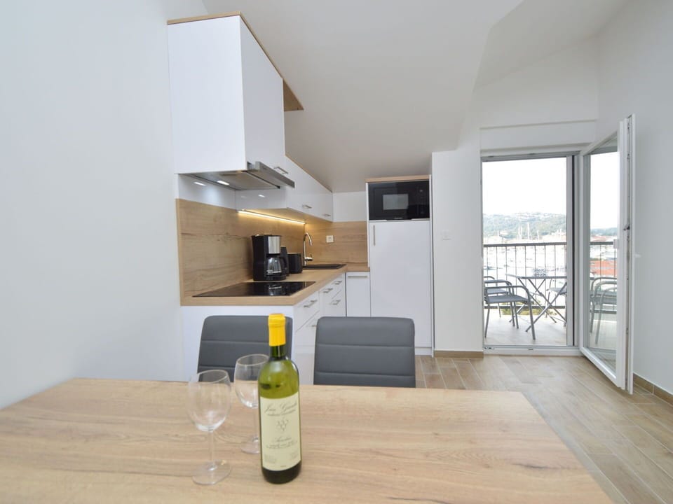 Plant, Water, Property, Furniture, Building, Table, Window, Azure, Chair, Interior Design
