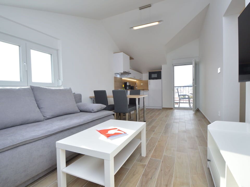 Plant, Water, Property, Furniture, Building, Table, Window, Azure, Chair, Interior Design