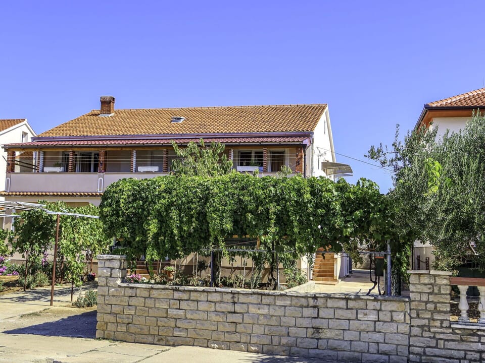Sky, Plant, Building, Window, Land Lot, House, Vegetation, Cottage, Rural Area, Road Surface