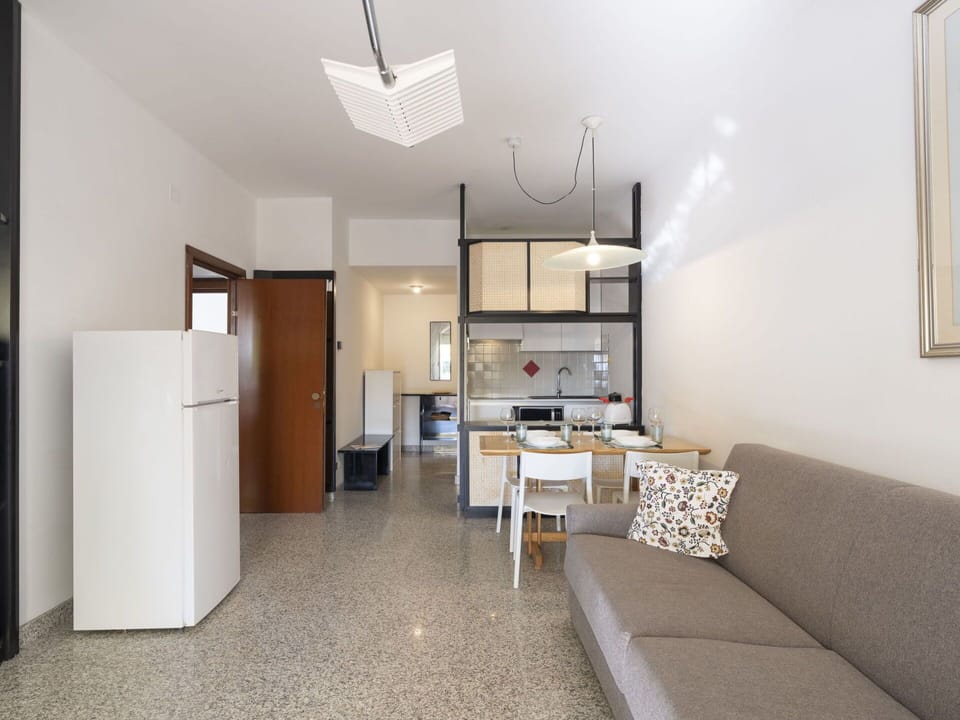 Sky, Cloud, Ecoregion, Plant, Land Lot, Building, Natural Landscape, Door, Plain, Grass