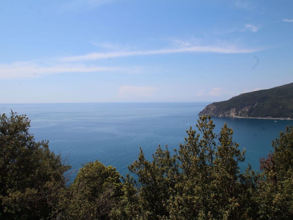 Cloud, Water, Sky, Azure, Mountain, Natural Landscape, Lake, Tree, Horizon, Landscape