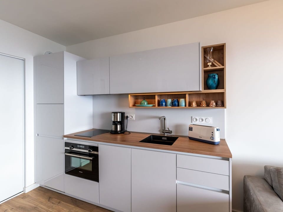 Cabinetry, Building, Countertop, Furniture, Kitchen Appliance, Kitchen Stove, Home Appliance, Wood, Kitchen, Interior Design