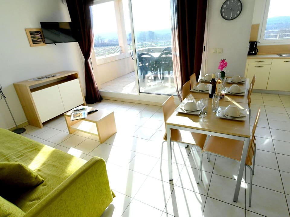 Table, Furniture, Property, Couch, Comfort, Interior Design, Building, Flooring, Floor, Living Room