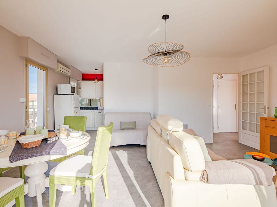 Furniture, Property, Table, Wood, Couch, Chair, Picture Frame, Interior Design, Comfort, House