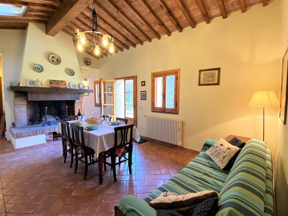 Furniture, Property, Table, Picture Frame, Interior Design, Wood, Floor, Flooring, Comfort, Chair