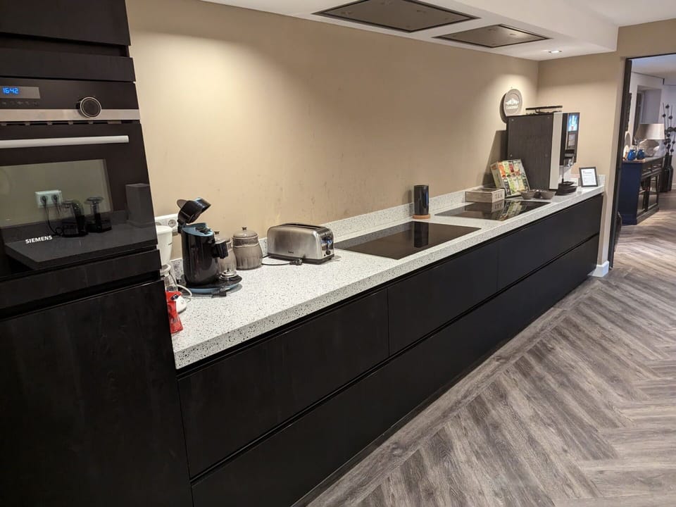 Cabinetry, Countertop, Kitchen Appliance, Kitchen, Interior Design, Flooring, Floor, Automotive Design, Material Property, Home Appliance