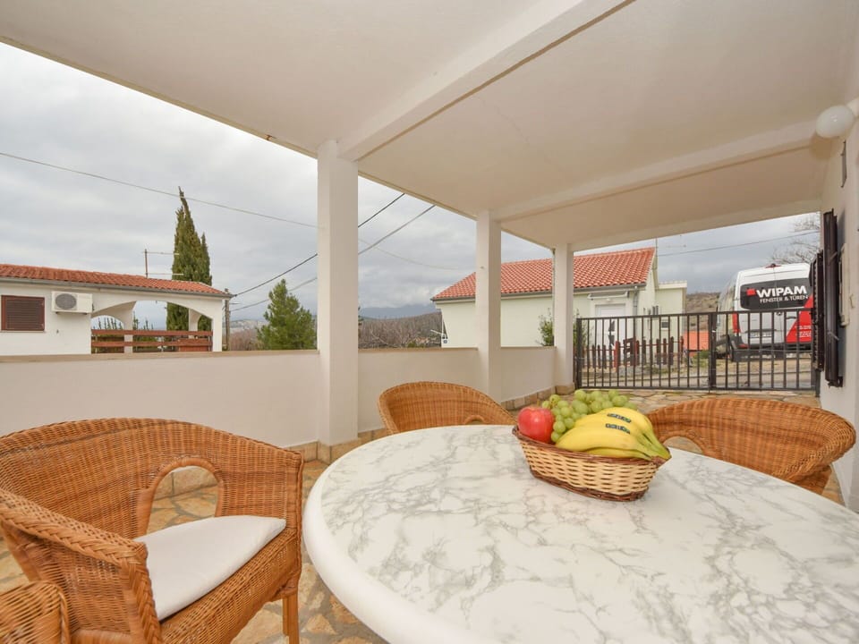 Furniture, Property, Table, Sky, Interior Design, Building, Comfort, Shade, Wood, Outdoor Furniture