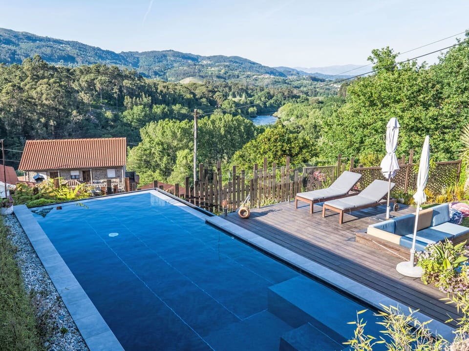 Water, Sky, Property, Plant, Swimming Pool, Building, Nature, Azure, Tree, House