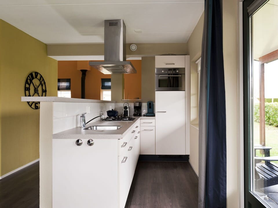 Cabinetry, Property, Building, Countertop, Furniture, Sink, Tap, Wood, Kitchen, Interior Design