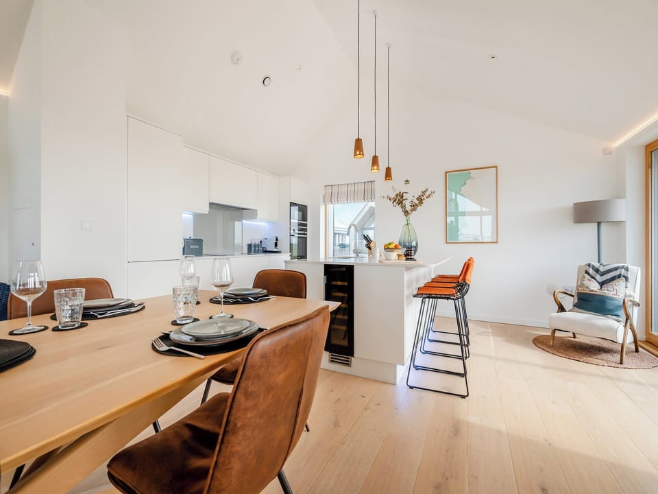 Open plan living space | 3 Karn Havos, Mawgan Porth