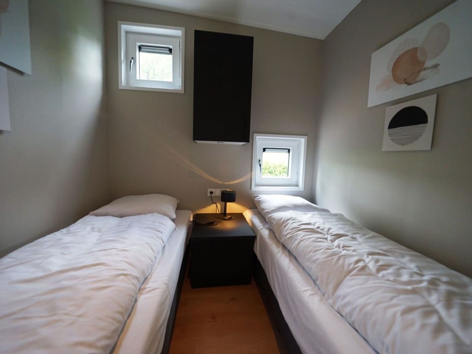 Building, Property, Furniture, Comfort, Bed Frame, Window, House, Wood, Lighting, Pillow