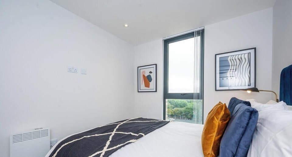 Bedroom at Valore Property Services Short Lets & Serviced Accommodation